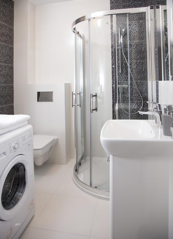 100-Sio Apartamenty คอซซาลิน ภายนอก รูปภาพ