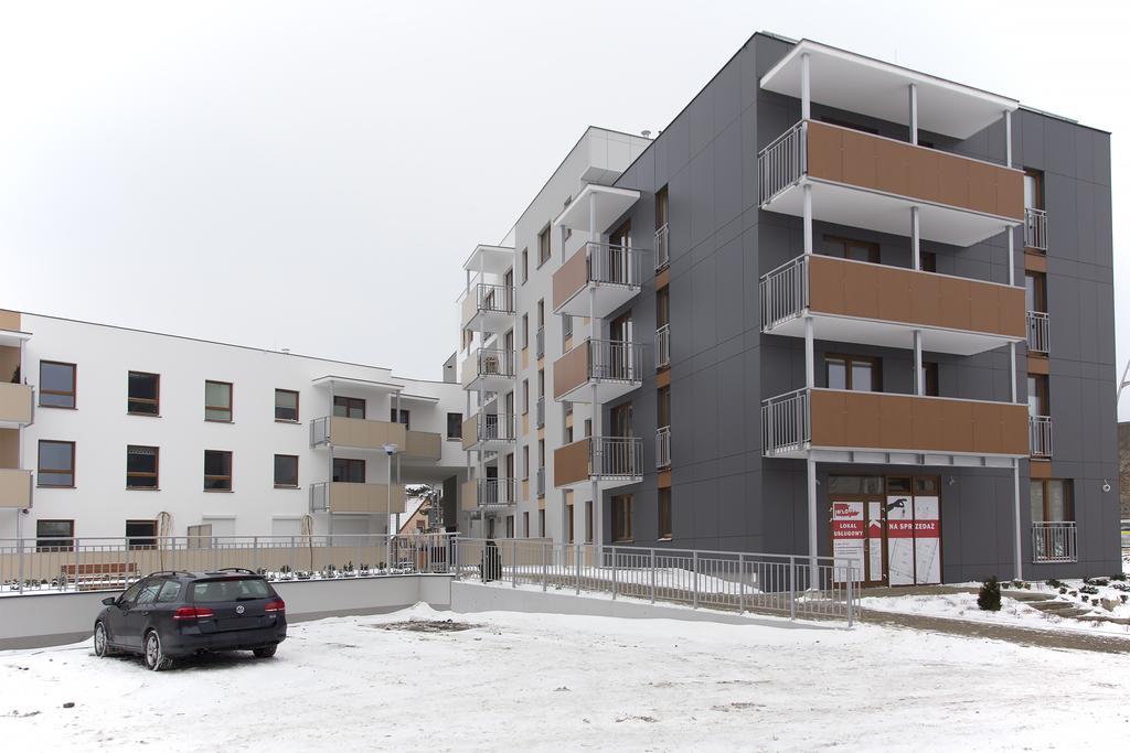 100-Sio Apartamenty คอซซาลิน ภายนอก รูปภาพ