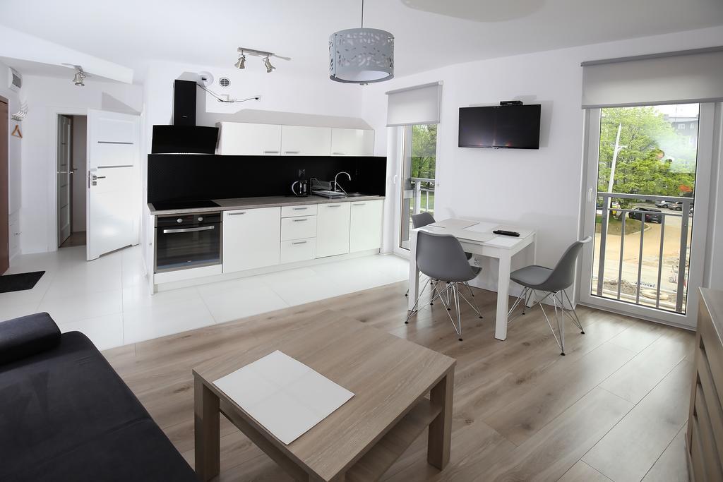 100-Sio Apartamenty คอซซาลิน ภายนอก รูปภาพ